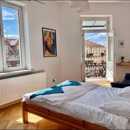 Chic Apartment In The Center Of Cracow Krakow Exterior photo
